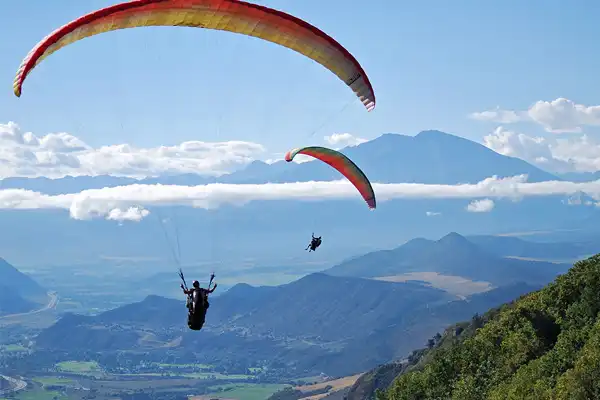 Memacu Adrenalin: Lima Rekomendasi Olahraga Ekstrem bagi Pencari Tantangan