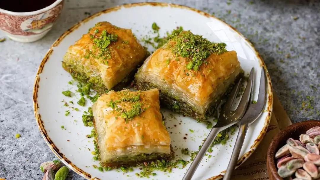 Ragam Kue Tradisional Lebaran Manis Legit Berbagai Negara