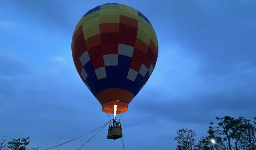 Cappadocia Van Java! Sensasi Balon Udara di JConnect Ramadan Vaganza 2026 Surabaya