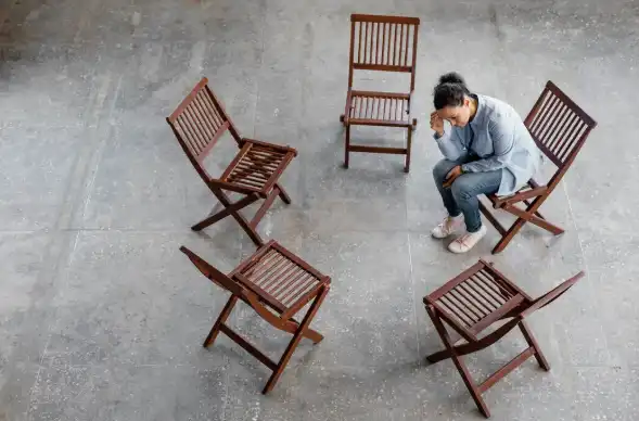 Sendiri vs Kesepian Menjadi Dua Rasa yang Sering Tertukar