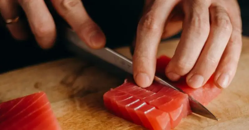 Tangan Bau Kambing? Ini 5 Cara Ampuh Usir Aroma Prengus Pasca-Masak Lebaran