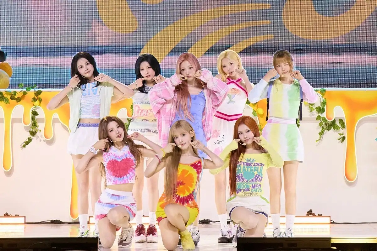 Segar Banget! Intip Tren Visual Lemon di Musik Korea Terbaru
