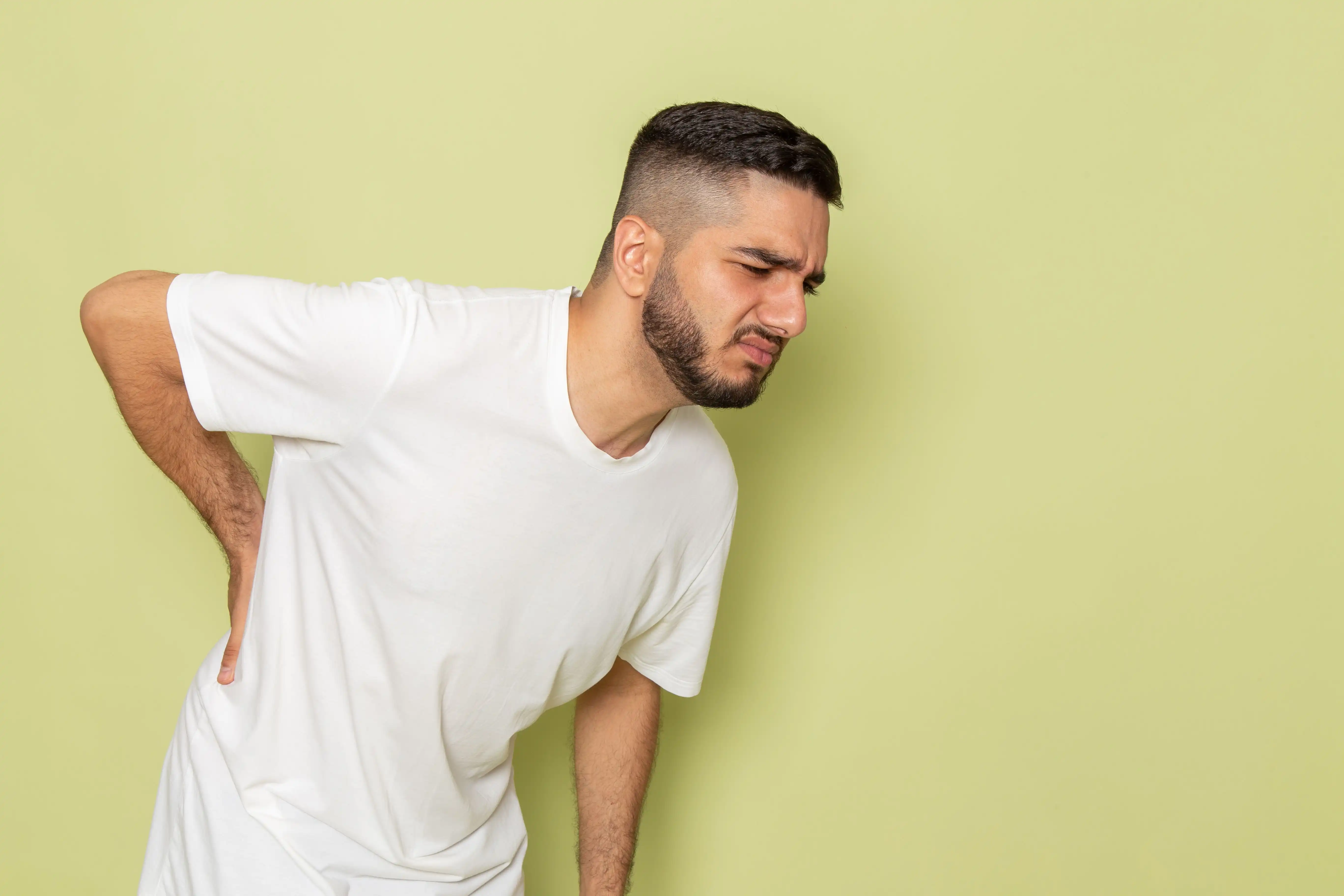 Paradoks Remaja Jompo: Mengapa Gen Z Merasa Renta di Masa Keemasan Fisik Mereka?