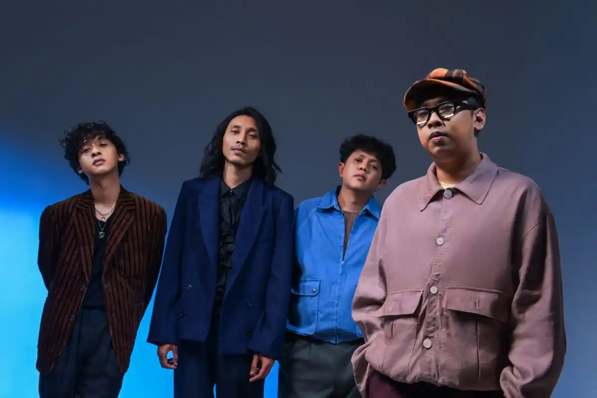 Ibukota Boleh Jakarta, Tapi Gudang Hits Tetap Jawa Timur: Menelusuri Jejak Dewa 19 hingga Letto