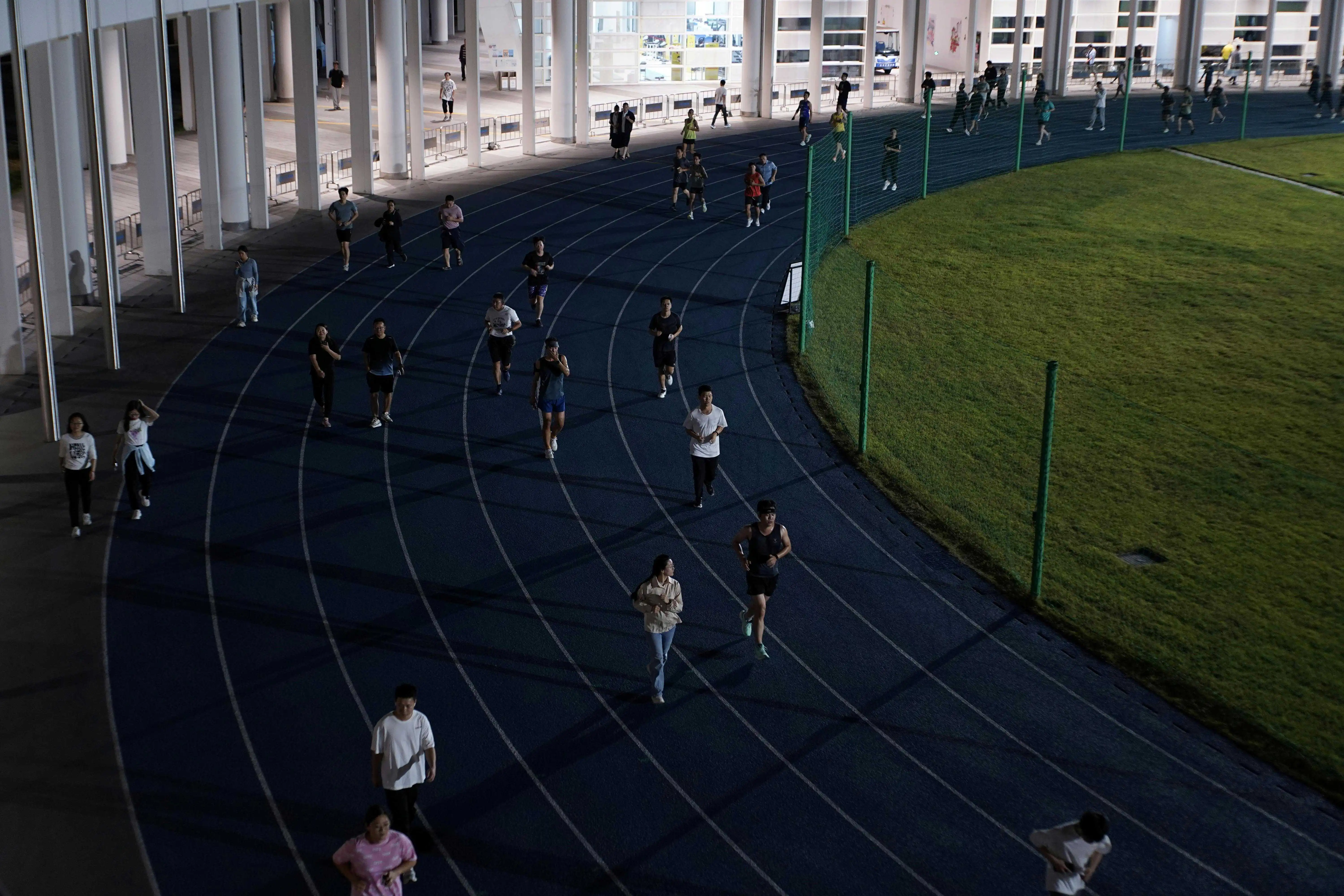 Fakta Medis dan Dampak Olahraga Malam Bagi Kesehatan Tubuh