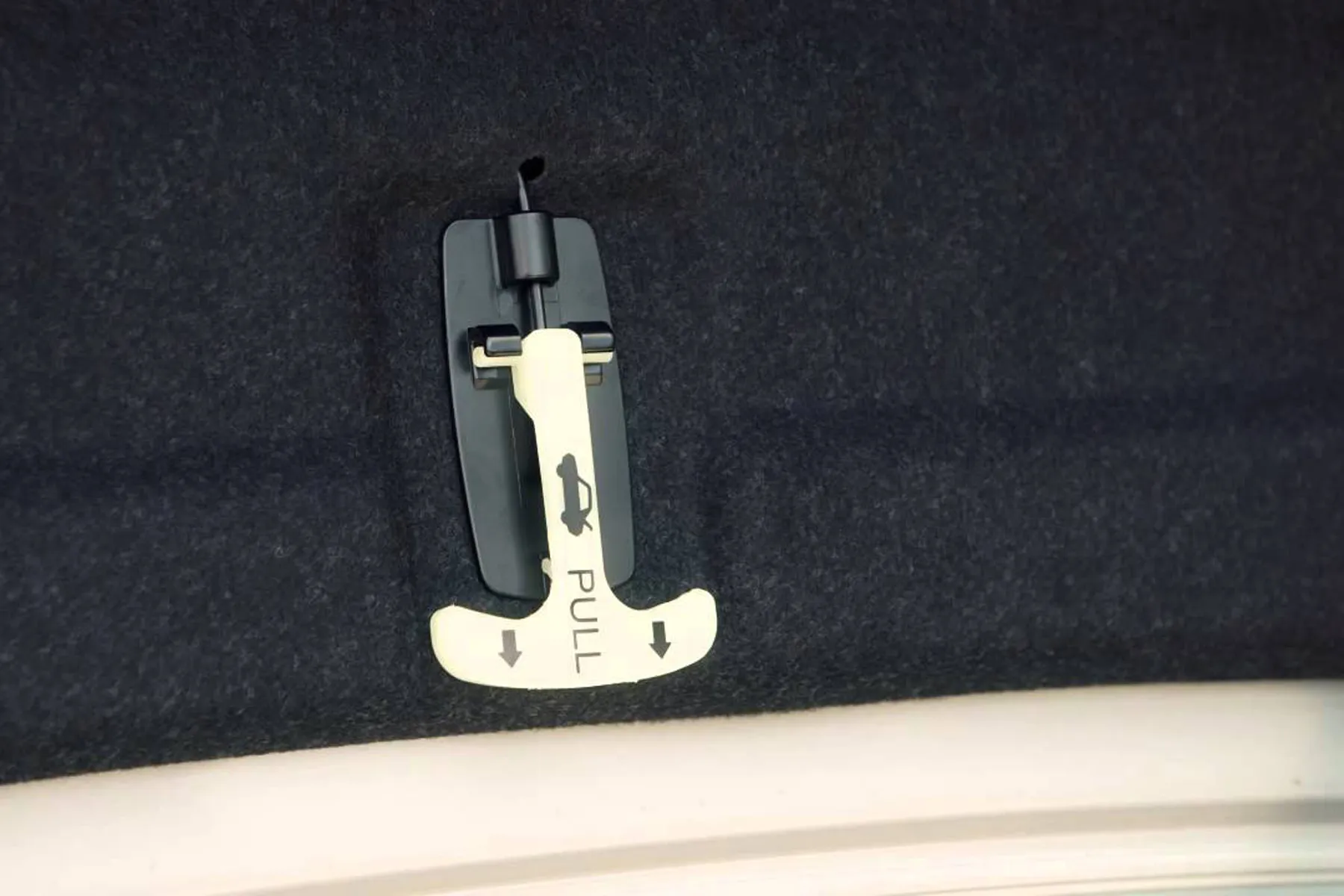 Bagaimana Sebuah Penculikan Mengerikan Mengubah Sejarah Otomotif Dunia