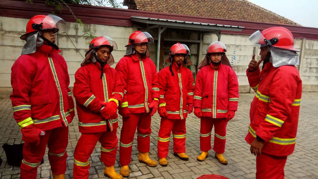 Evolusi Perangkat Pemadam Kebakaran dari Era Manual hingga Digital