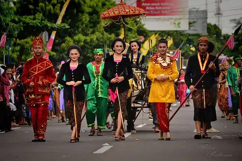 Mengapa Adat Istiadat Penting bagi Identitas Suatu Daerah?