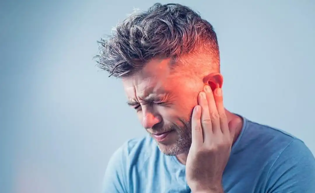 Kenapa Telinga Bisa Berdenging Tiba-Tiba?