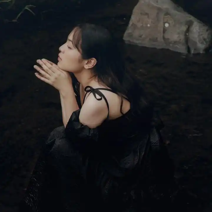 Lirik Lagu Rabun Jauh – Bernadya, Kisah Rindu Sepihak yang Tak Pernah Benar-Benar Pergi