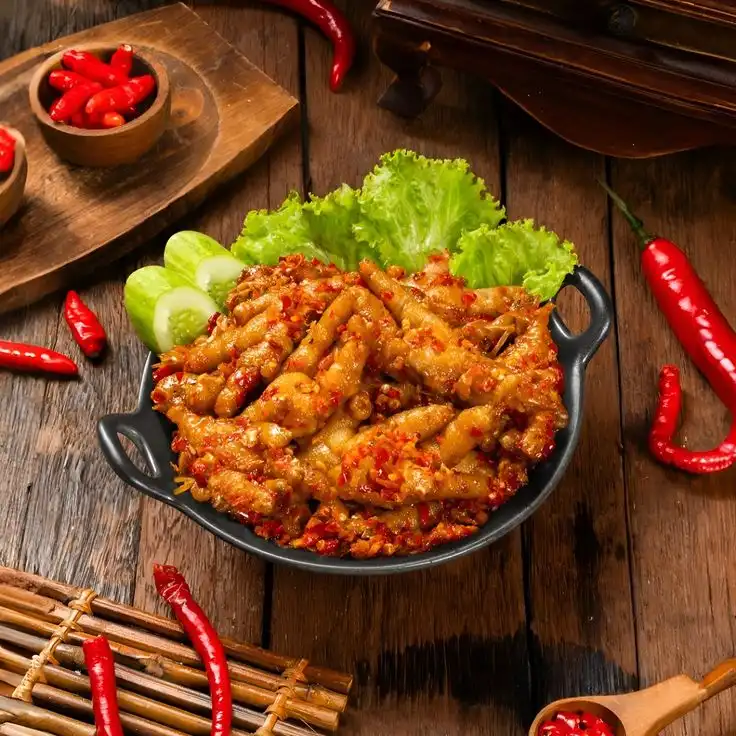 Suka Makan Pedas? Ini yang Sebenarnya Terjadi pada Lambung dan Usus