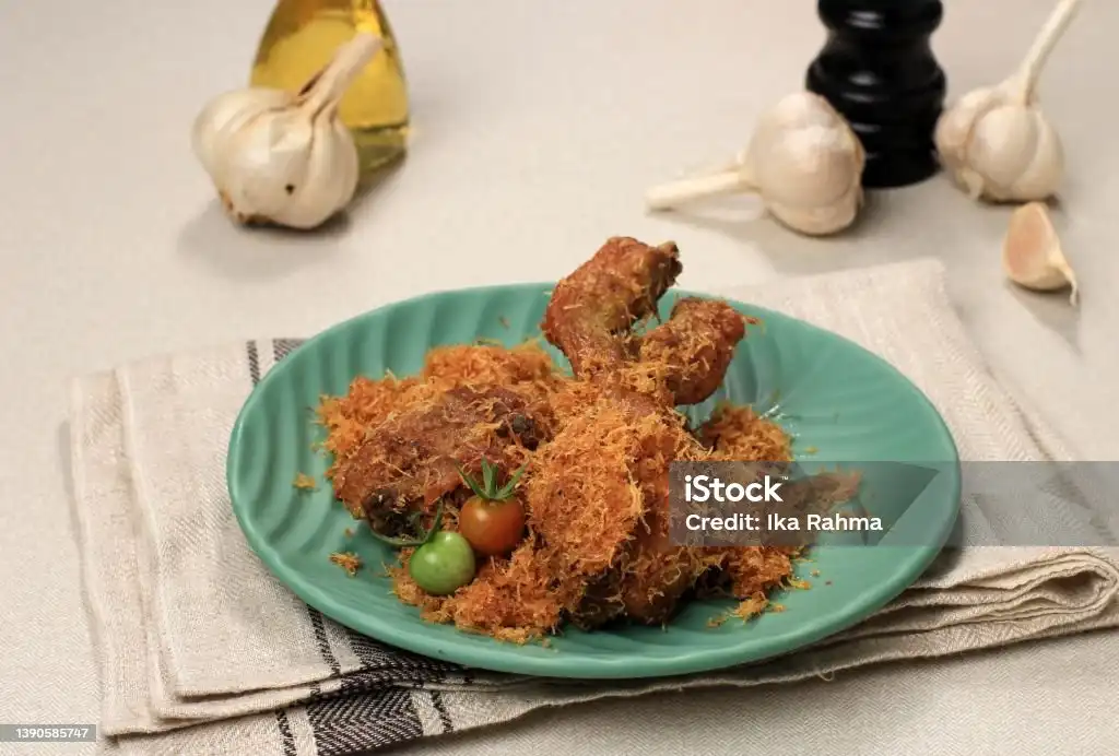 Resep Ayam Goreng Lengkuas: Gurih & Nikmat, Mudah Dicoba