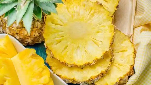 Nanas Terasa Gatal di Mulut? Ternyata Ada Zat Alami yang Menjadi Penyebabnya