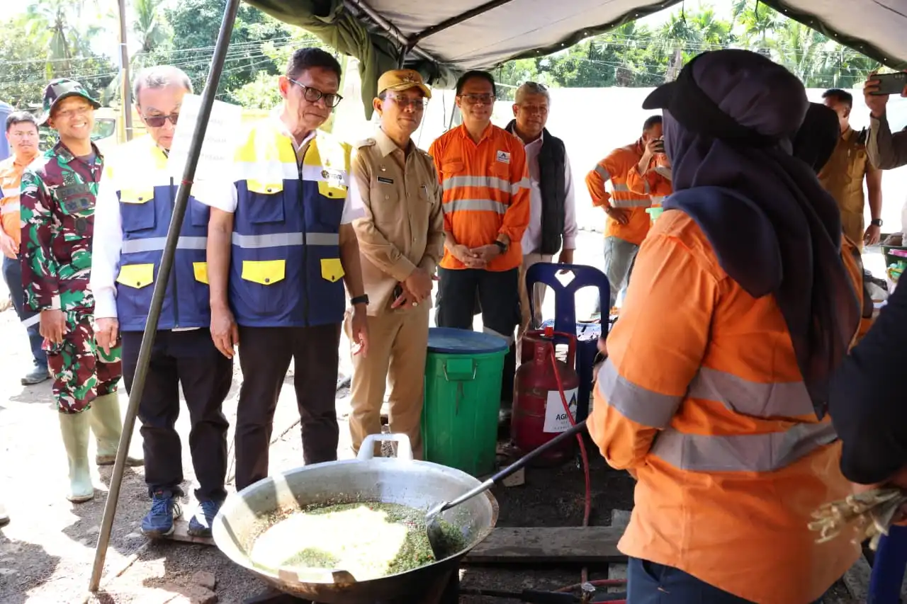 Wamen ESDM Tinjau Persiapan Huntara Korban Banjir Bandang di Batang Toru