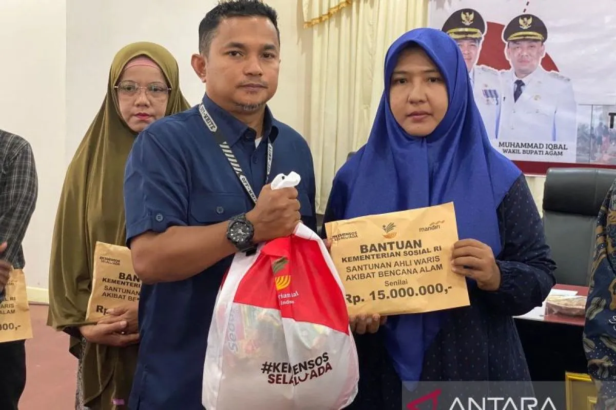 Kemensos Salurkan Santunan untuk 355 Ahli Waris Korban Bencana di Tiga Provinsi