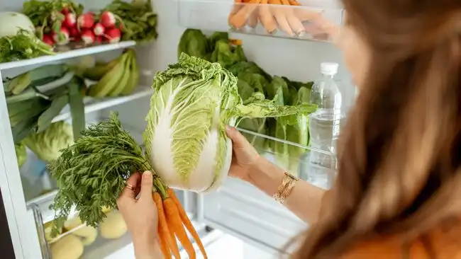 6 Bahan Alami untuk Menghilangkan Bau Tak Sedap di Kulkas, Mudah Ditemukan di Dapur