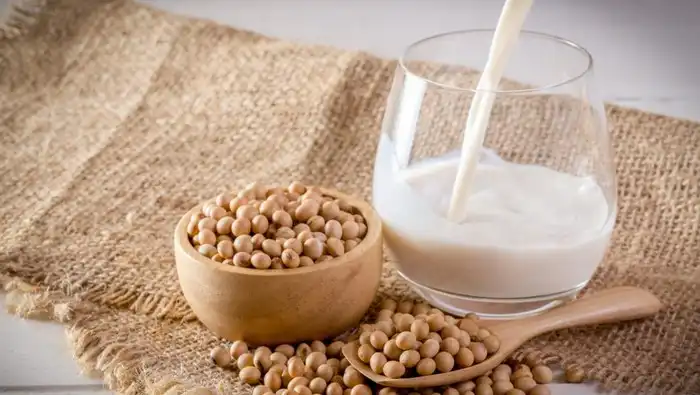 Mengapa Susu Oat dan Susu Kedelai Sering Digunakan sebagai Alternatif Latte?