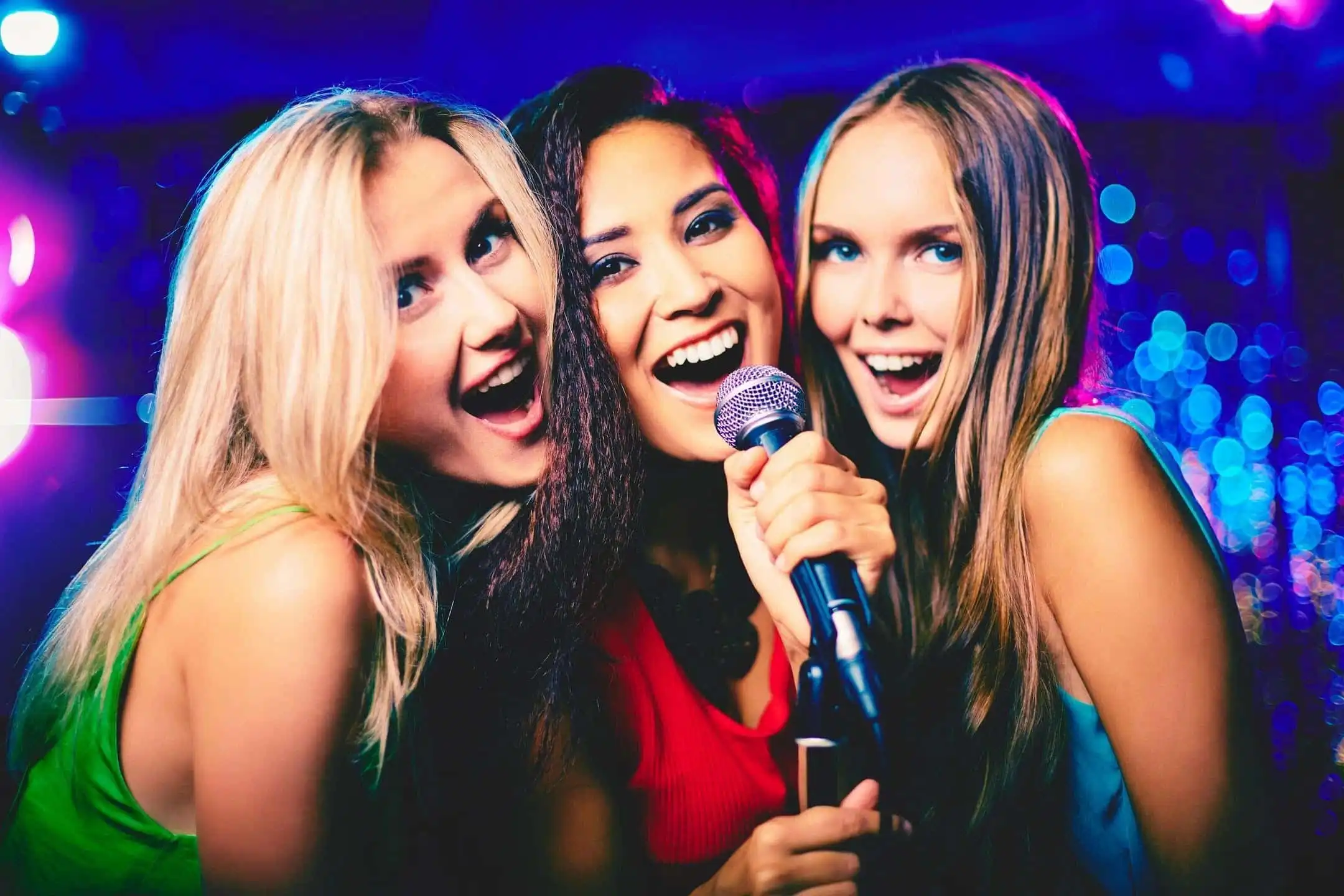 Popularitas Karaoke dari Masa ke Masa, Hiburan Bernyanyi yang Terus Bertahan