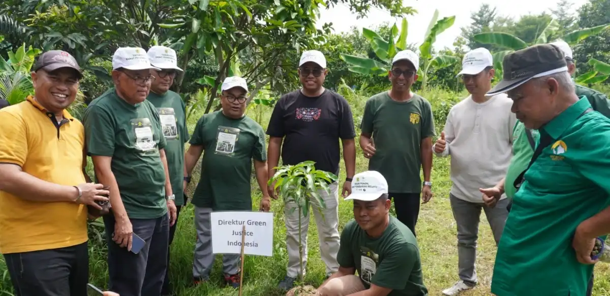Peringatan Hari Lingkungan Hidup Sedunia, 1.000 Pohon Khas Melayu Ditanam di Bantaran Sungai Deli