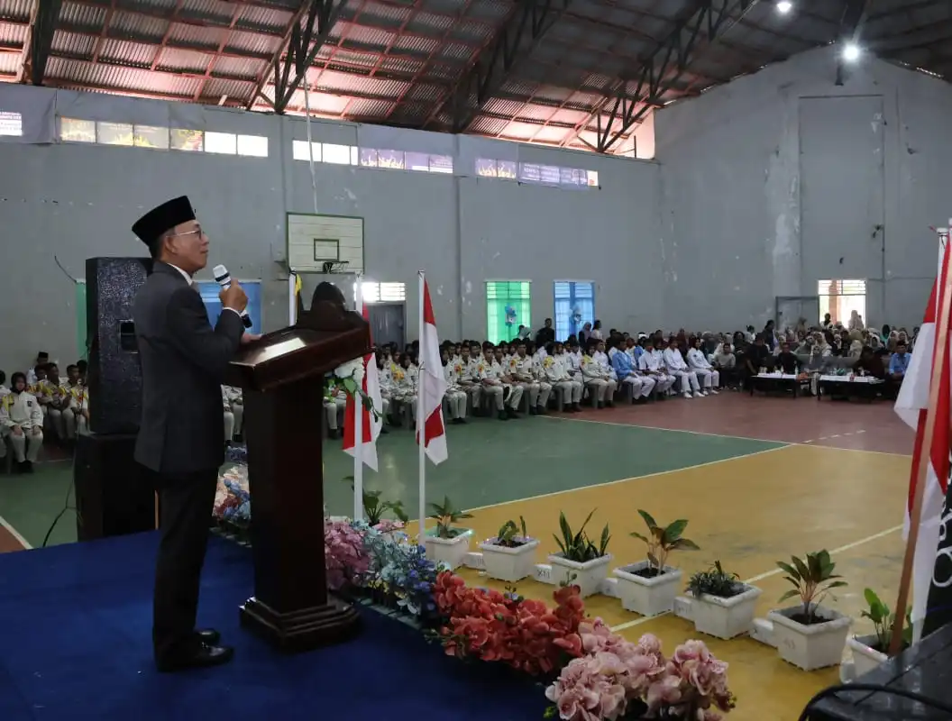 Bupati Gus Irawan Dorong Siswa SMA 2 Plus dan SMK Martabe Sipirok Berprestasi hingga Tingkat Nasional