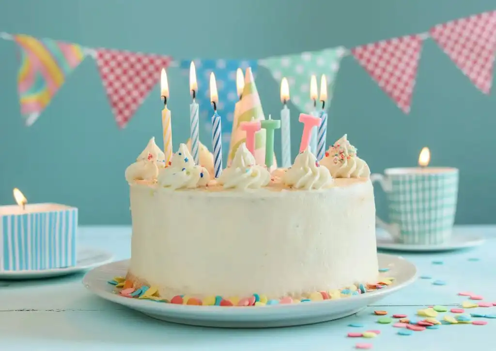 Warna Krim Kue Ulang Tahun Bisa Beragam, Bagaimana Pewarna Makanan Bekerja?