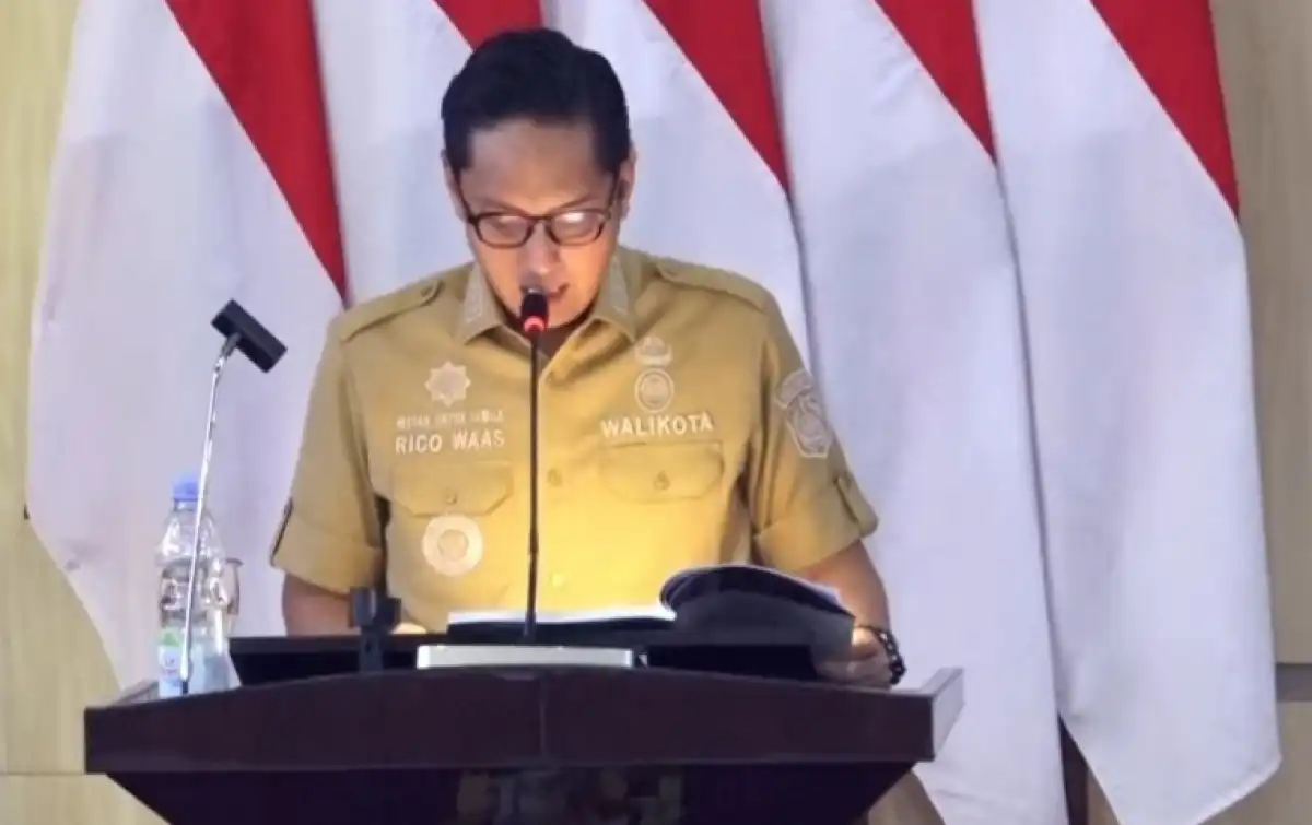 Rico Waas Jawab Pemandangan Umum DPRD Medan, Pemko Siapkan 1.000 LPJU Baru pada 2026