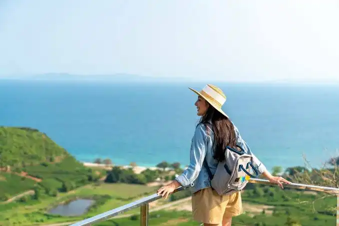 Panduan Solo Traveling bagi Pemula: Tips Aman, Nyaman, dan Percaya Diri Menjelajahi Destinasi Impian