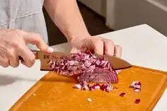  Cara Potong Bawang Merah Tanpa Air Mata