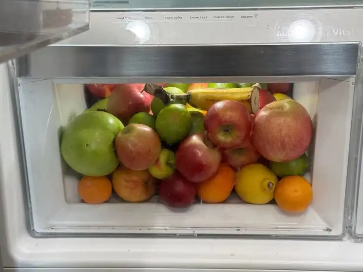 Buah yang Disimpan di Kulkas Bisa Berubah Rasa, Apa Penyebabnya?
