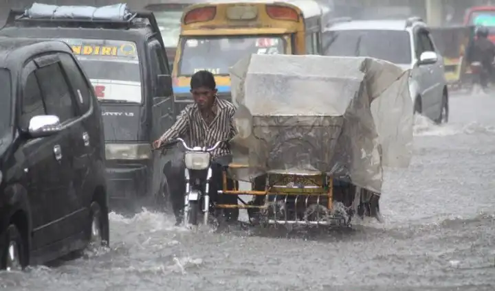 Waspada! Hujan Disertai Angin Kencang di Sumut Berpotensi Picu Banjir dan Longsor