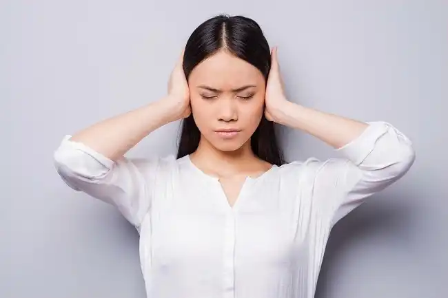 Pernah Mendengar Suara Padahal Tidak Ada Orang? Jangan Langsung Menyimpulkan