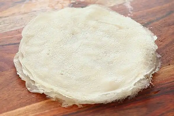 Cara Membuat Kulit Lumpia yang Tipis, Lentur, dan Tidak Mudah Sobek