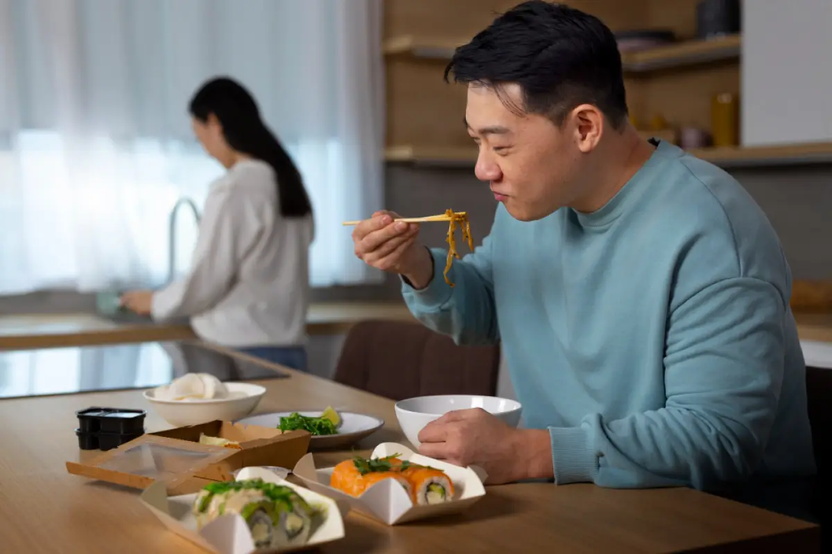 Mengapa Kita Mudah Merasa Lapar Saat Bosan? Ternyata Bukan Selalu Karena Tubuh Membutuhkan Makanan