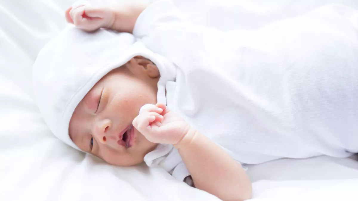 Cara Menghilangkan Bercak Putih di Bibir Bayi, Jangan Panik Kenali Penyebabnya