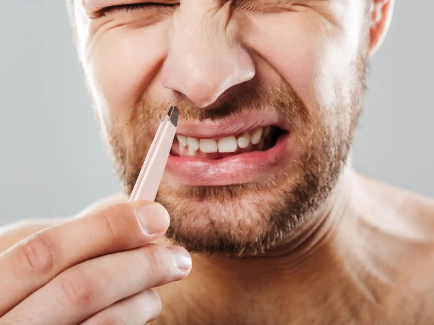 Kenapa Rambut Kepala Bisa Panjang, Tapi Bulu Hidung dan Kumis Tidak?