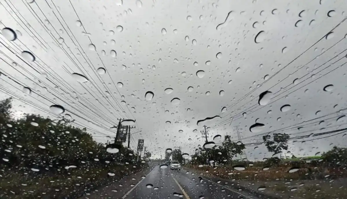 Kamis, BMKG: Sebagian besar wilayah Indonesia berpotensi hujan ringan