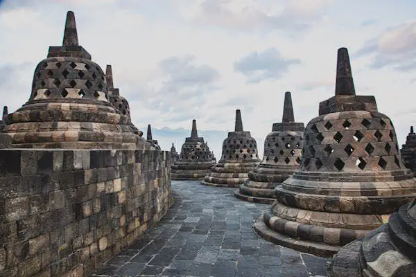 Candi Borobudur: Mahakarya Abad ke-8 yang Tetap Berdiri Megah hingga Kini