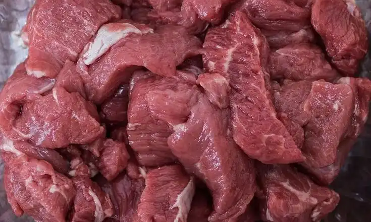 Tips Mengelola Kulkas yang Penuh Daging Kurban Agar Tetap Awet