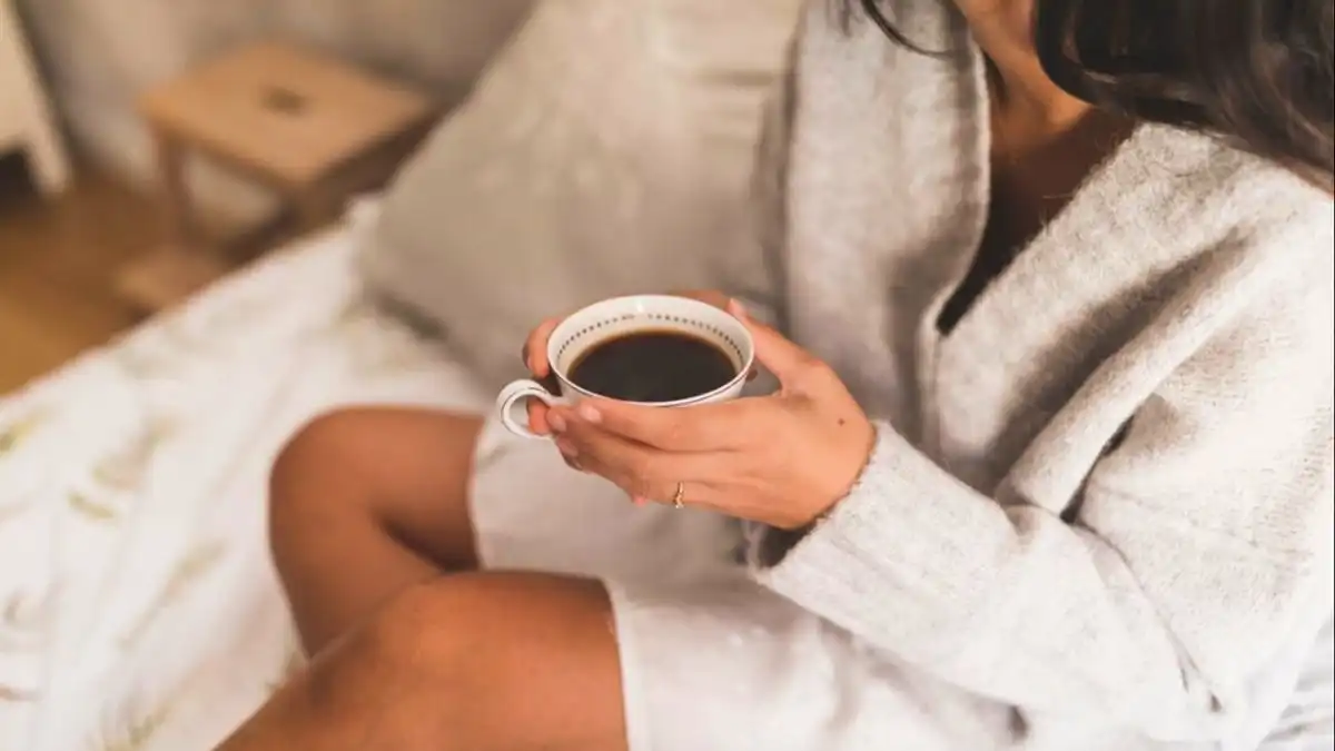 Kebiasaan Langsung Minum Kopi Setelah Bangun Tidur, Apa yang Perlu Diketahui?