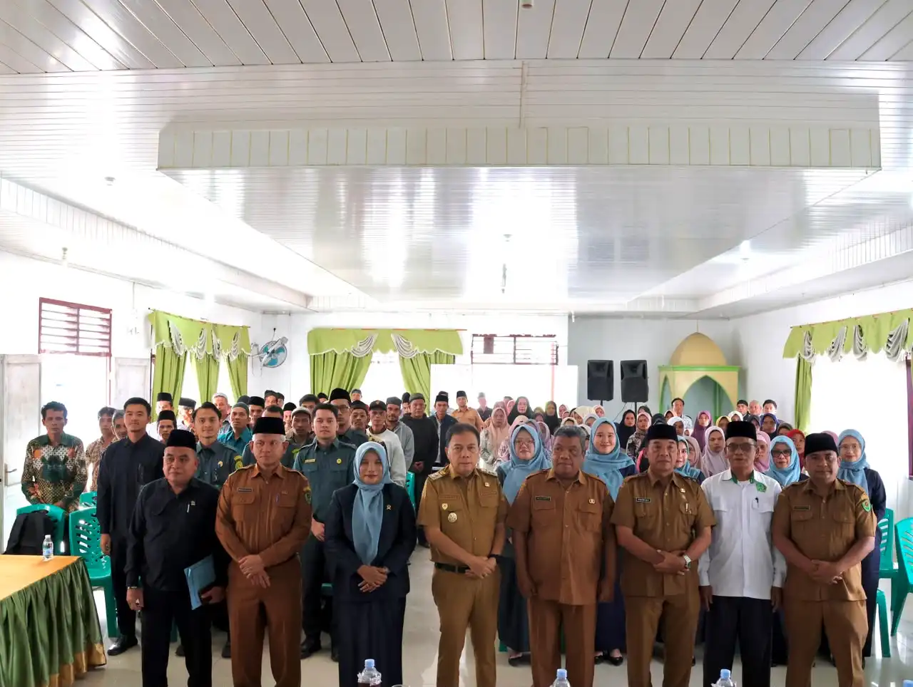 Pemkab Tapanuli Selatan Gelar Sidang Isbat Nikah Terpadu, 81 Pasangan Suami Istri Peroleh Kepastian Hukum