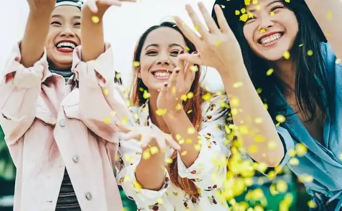Bahagia Ternyata Baik untuk Kesehatan: Apa Hubungan Keduanya?