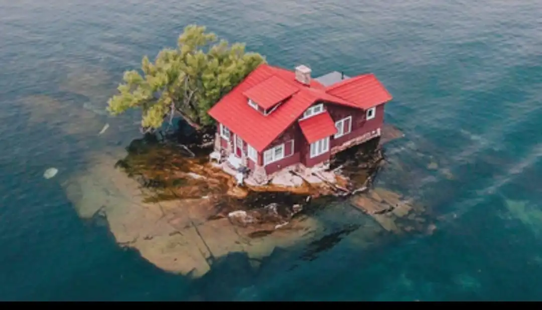 Pulau Terkecil di Dunia yang Dihuni Manusia
