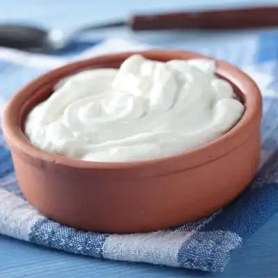 Yogurt: Manfaat, Kandungan Nutrisi, dan Cara Mengonsumsinya dengan Tepat