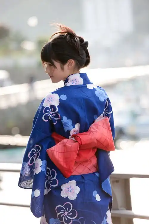 Mengenal Kimono: Warisan Budaya Jepang yang Elegan dan Sarat Makna