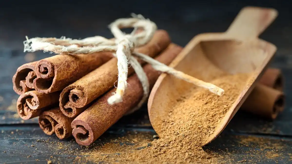 Mengapa Kayu Manis Sering Digunakan dalam Makanan Manis dan Gurih?