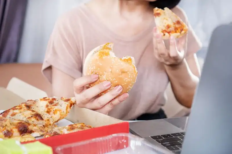 Alasan Kita Sering Merasa Lapar Meski Baru Saja Makan