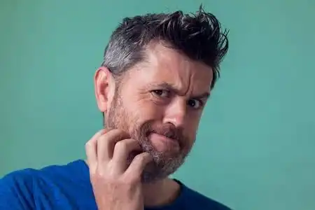 Kenapa Kumis Terasa Gatal Setelah Dicukur Habis, Tapi Rambut Kepala Tidak?