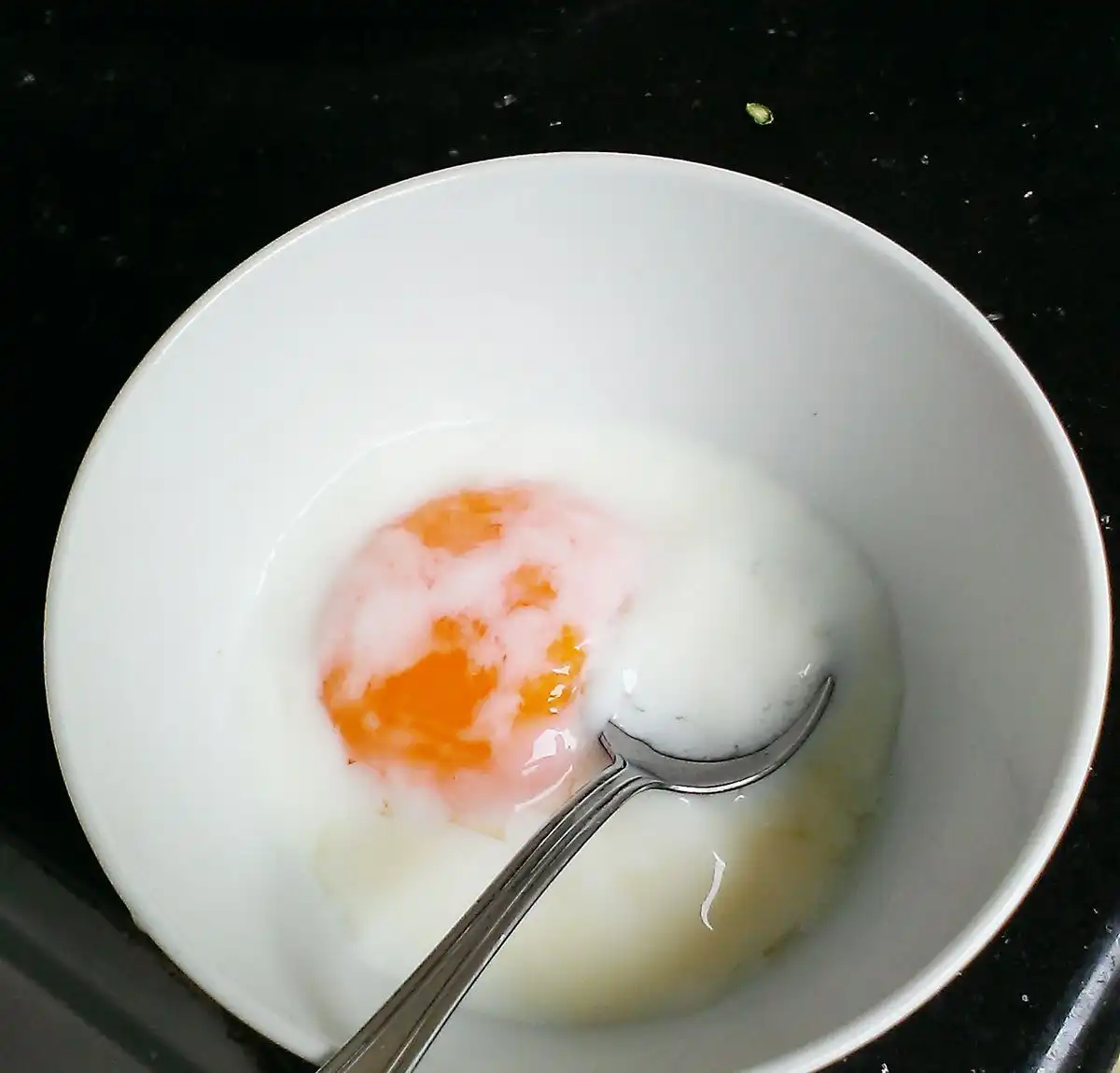 Cara Alami Tingkatkan Stamina dengan Telur Kampung dan Madu