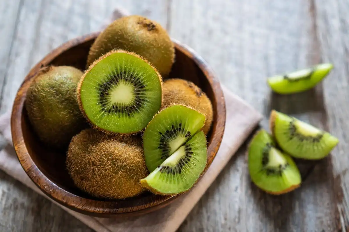 Kiwi Terlihat Kecil, tetapi Memiliki Beragam Kandungan yang Menarik