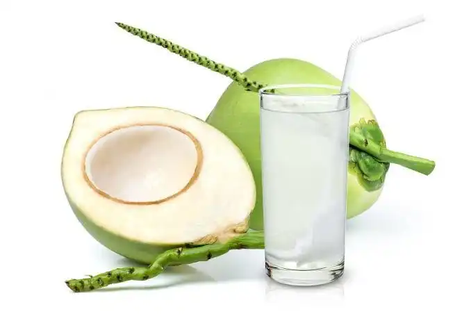 Air Kelapa Muda, Minuman Segar yang Kaya Manfaat untuk Tubuh